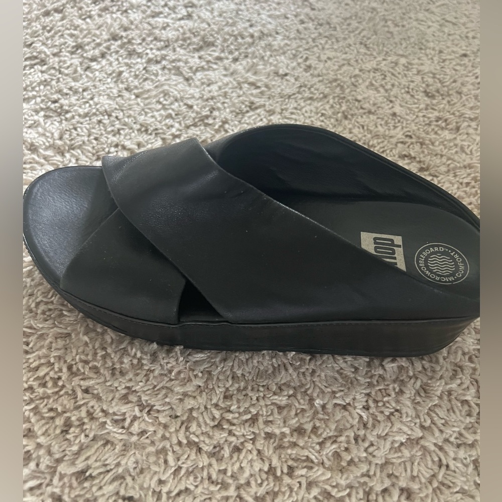 FitFlop Women's Kys Slide All Black Sandal size 6